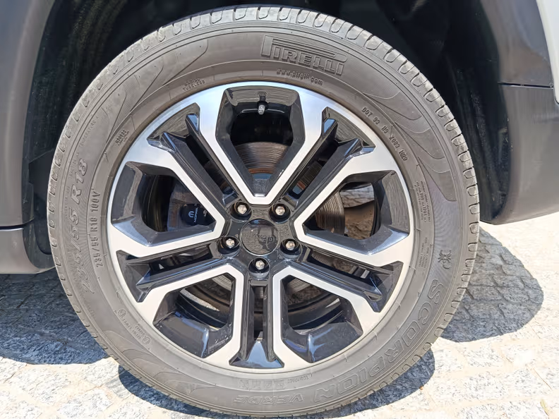 Jeep Compass - 48