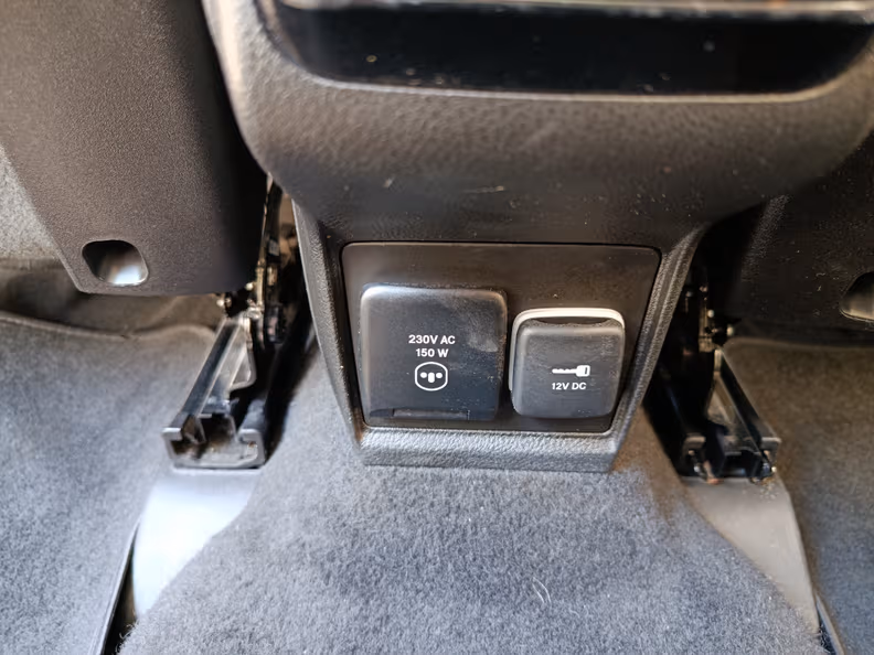 Jeep Compass - 38
