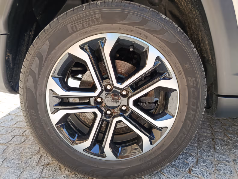Jeep Compass - 51