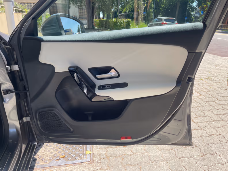 Mercedes-Benz A-Class - 36