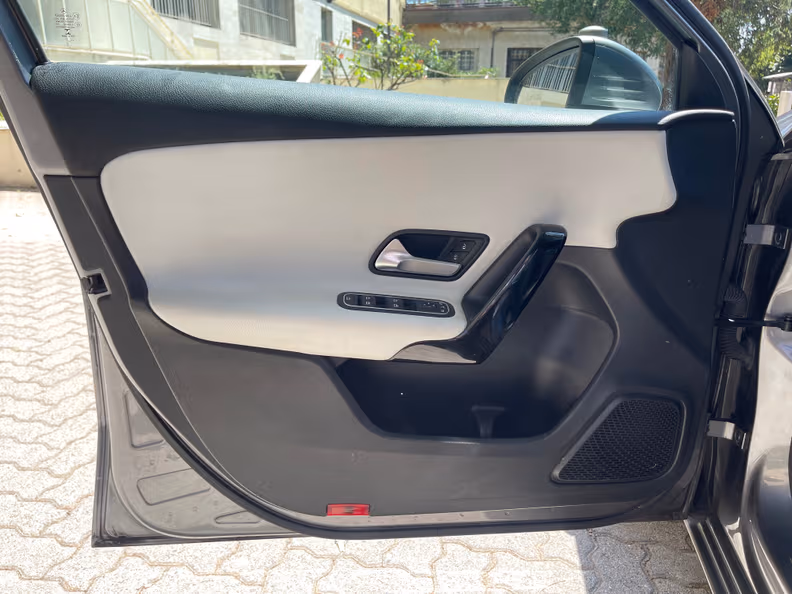 Mercedes-Benz A-Class - 33