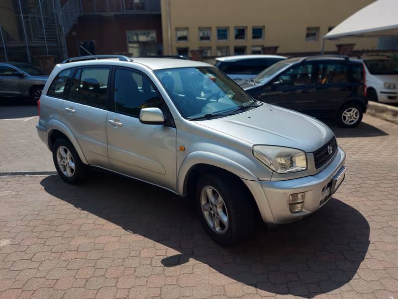 Toyota RAV 4 - 3