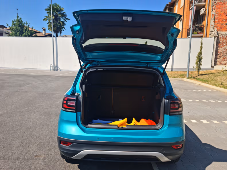 Volkswagen T-Cross - 23