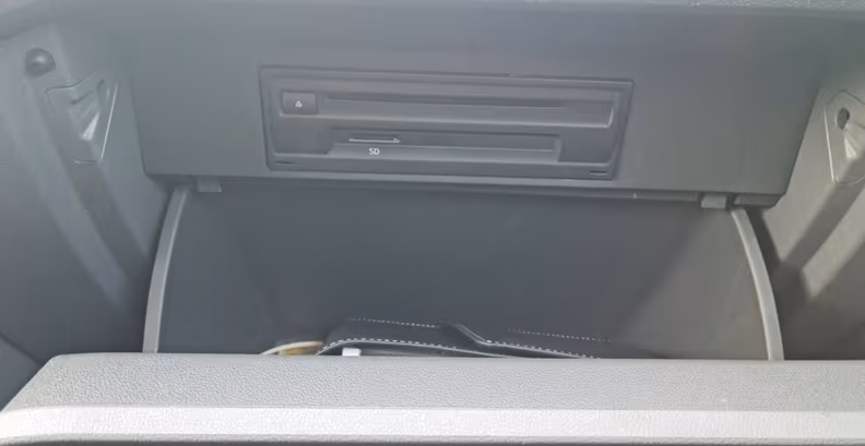Volkswagen T-Cross - 34