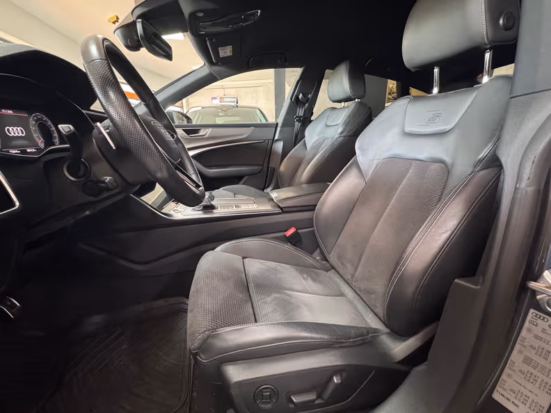Audi A7 - 7