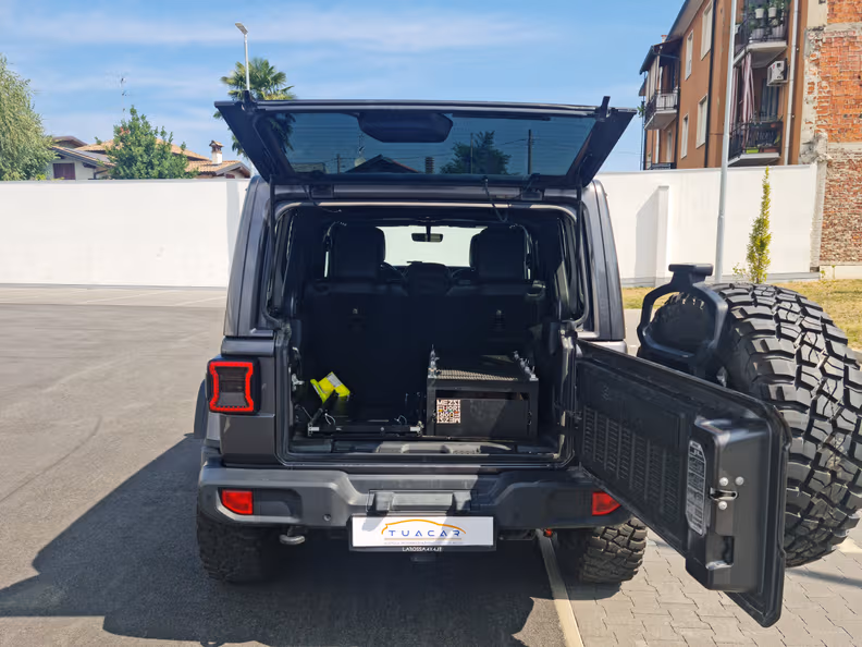 Jeep Wrangler - 26