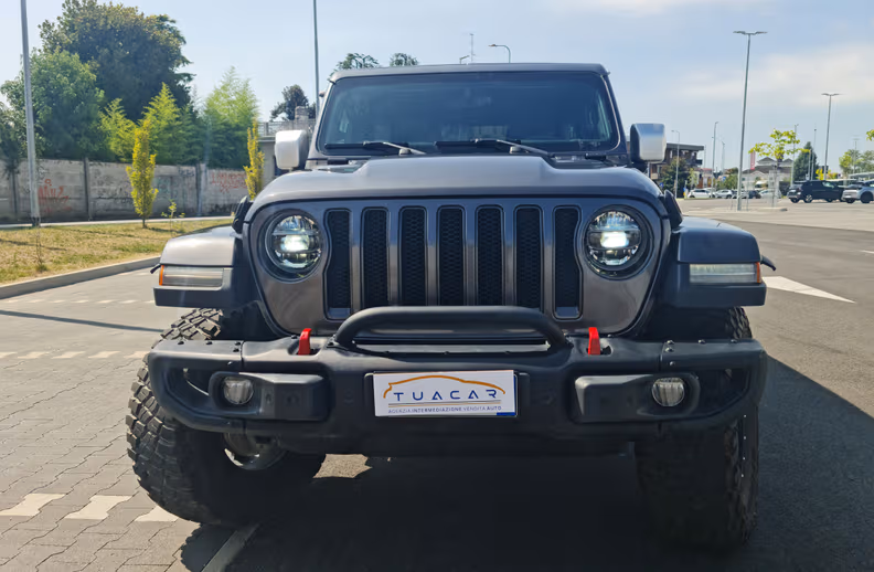Jeep Wrangler - 2