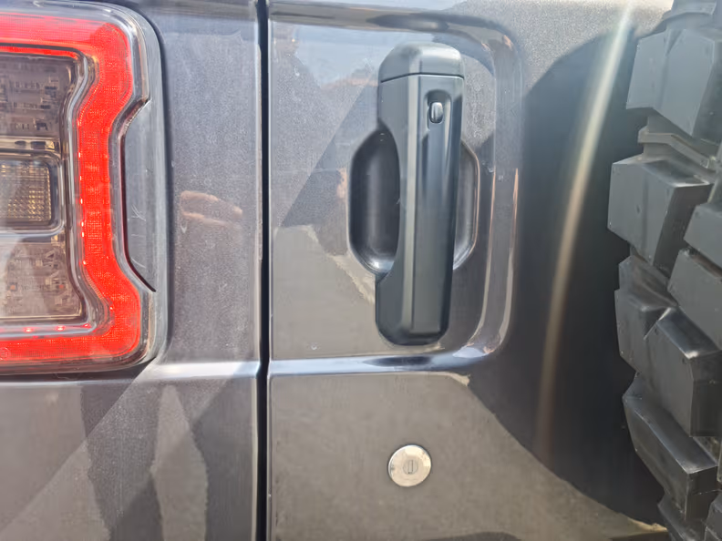 Jeep Wrangler - 30