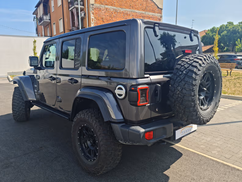 Jeep Wrangler - 7