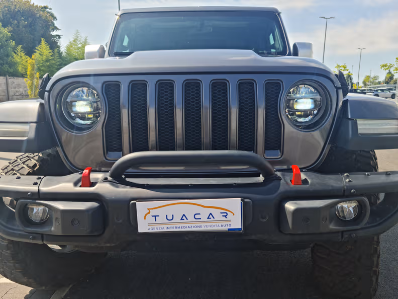 Jeep Wrangler - 16