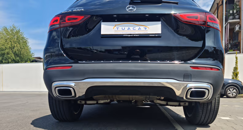 Mercedes-Benz GLA-Class - 55