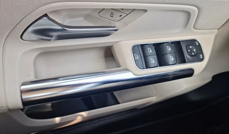 Mercedes-Benz GLA-Class - 22