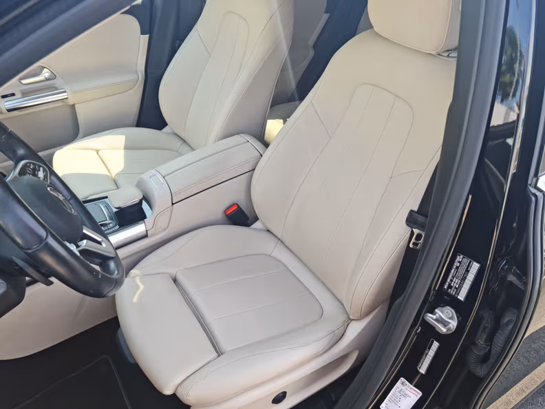 Mercedes-Benz GLA-Class - 46
