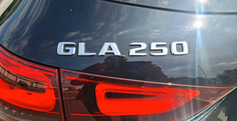 Mercedes-Benz GLA-Class - 11