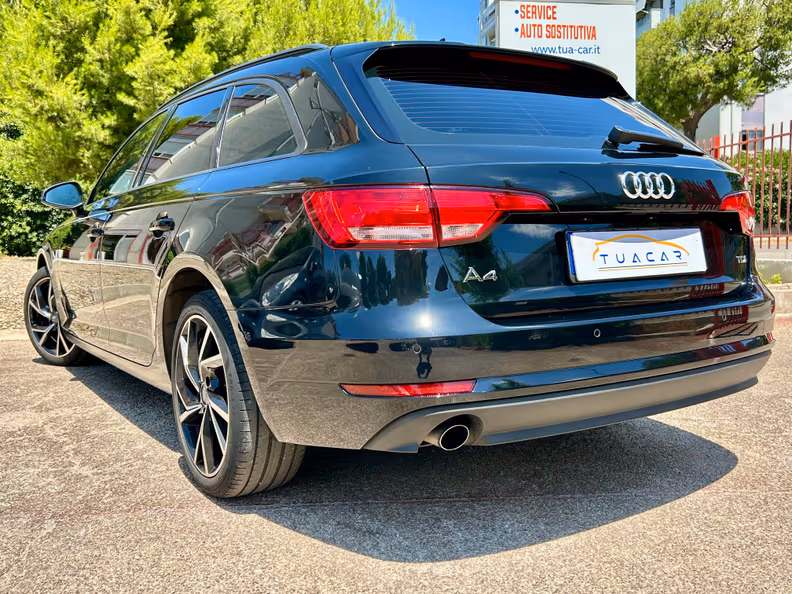 Audi A4 - 8