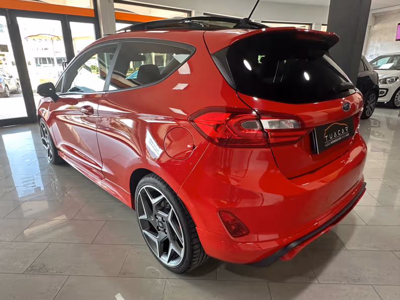 Ford Fiesta - 4