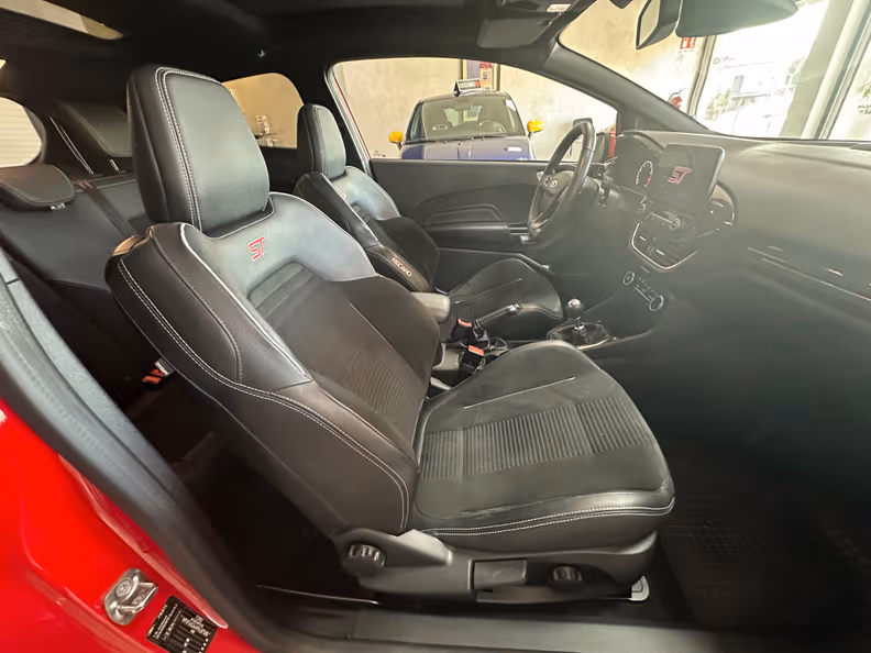 Ford Fiesta - 14