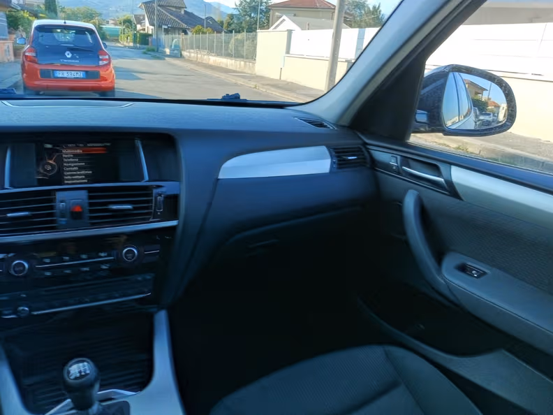 BMW X3 - 32