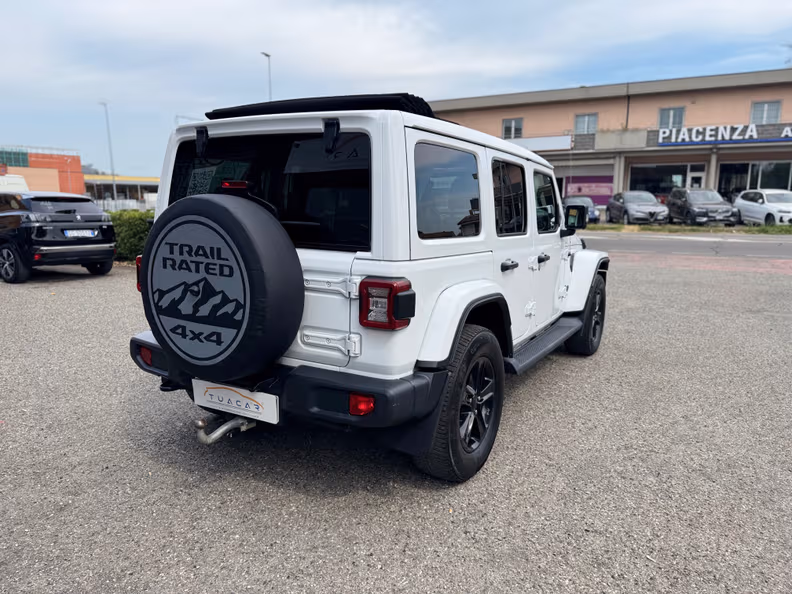 Jeep Wrangler - 5