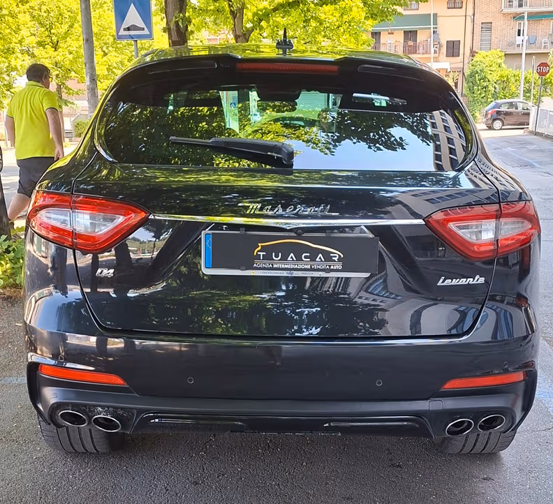 Maserati Levante - 17