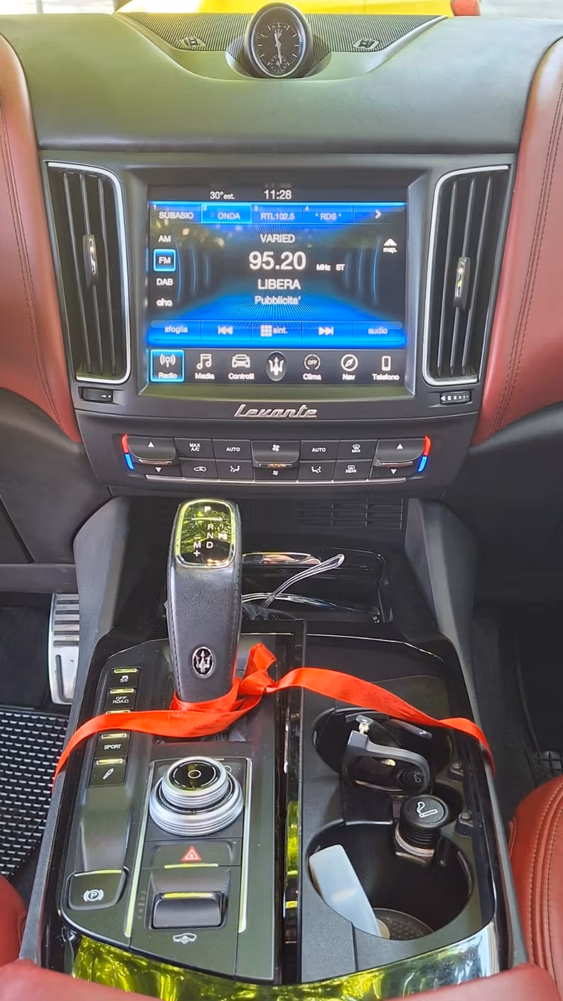 Maserati Levante - 14