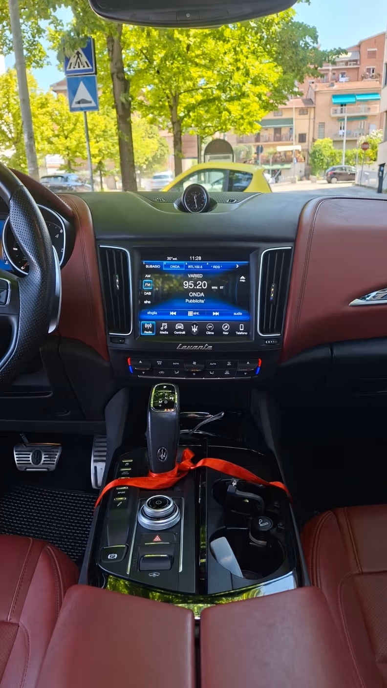 Maserati Levante - 13
