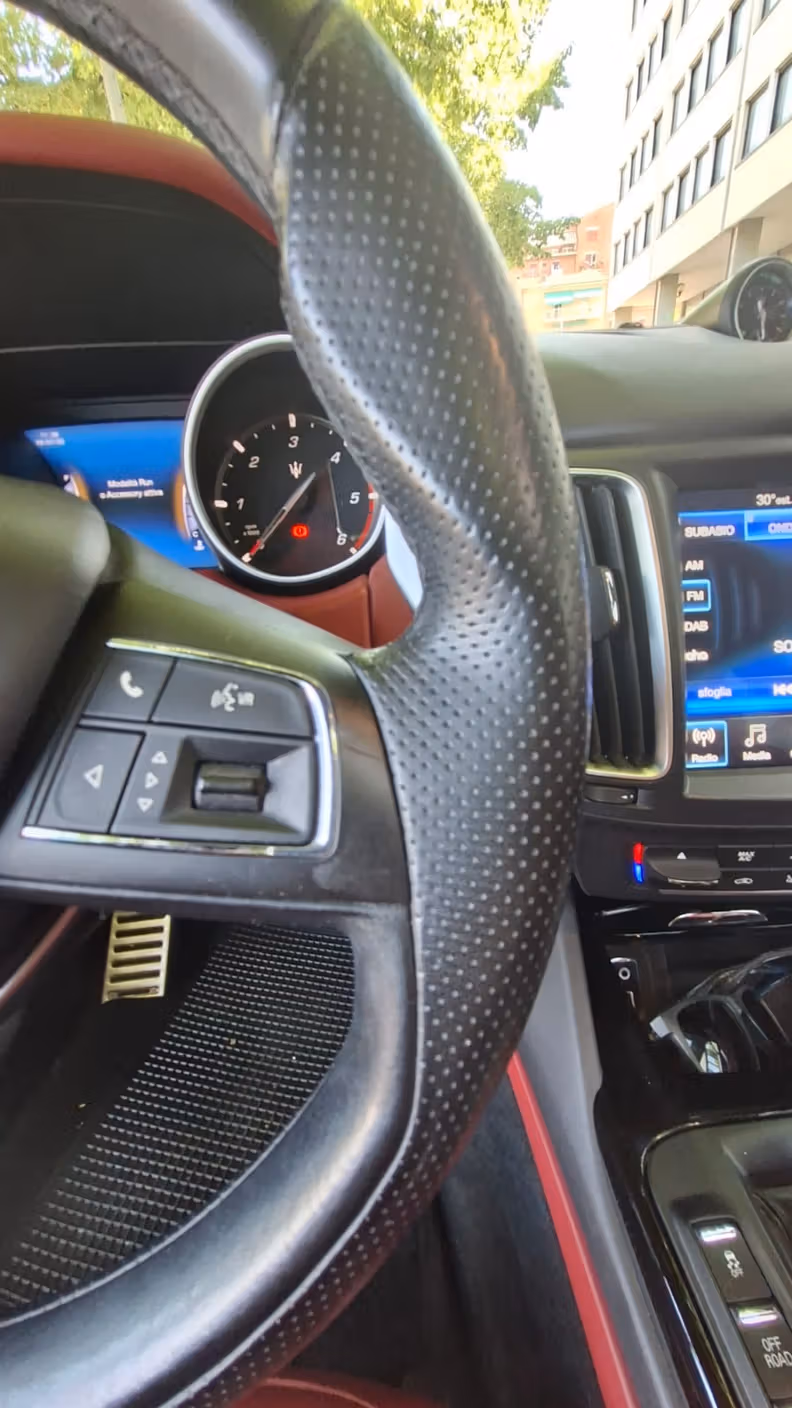 Maserati Levante - 18
