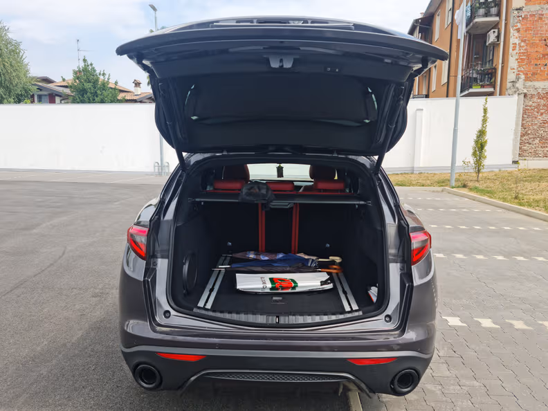 Alfa Romeo Stelvio - 19