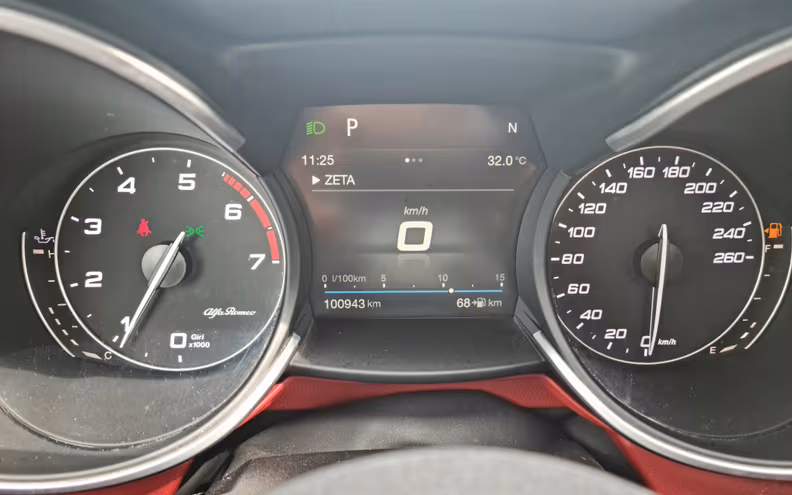 Alfa Romeo Stelvio - 33