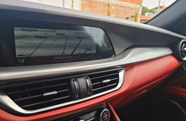 Alfa Romeo Stelvio - 38