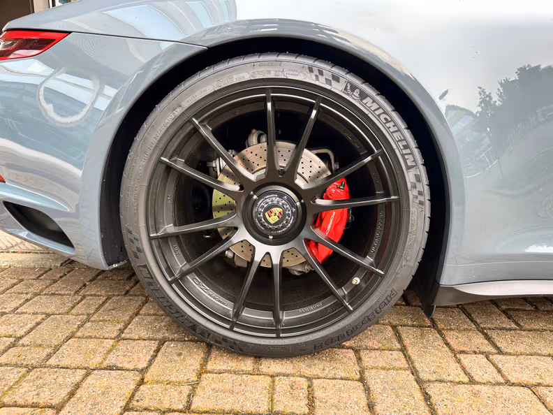 Porsche 911 - 8