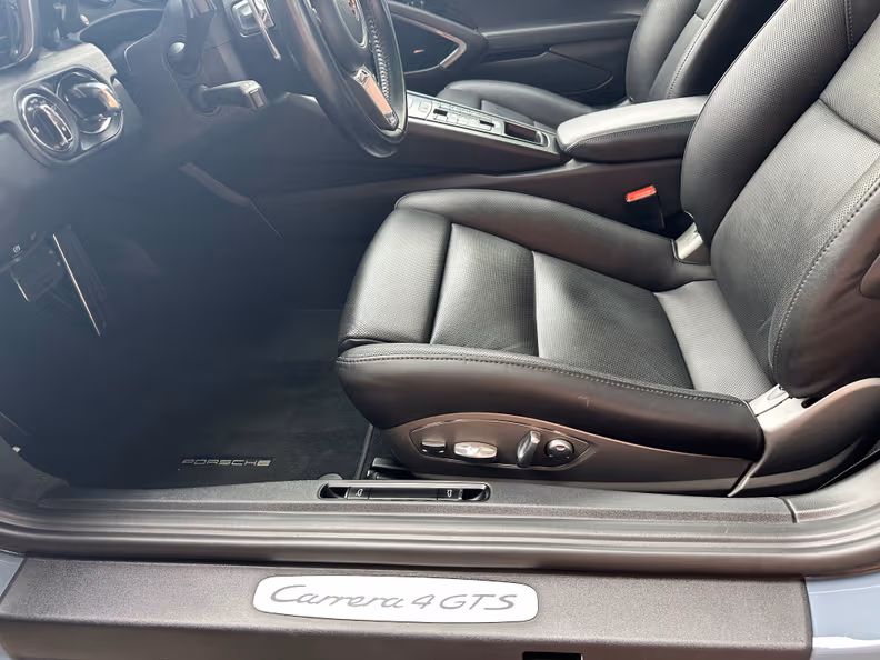 Porsche 911 - 28