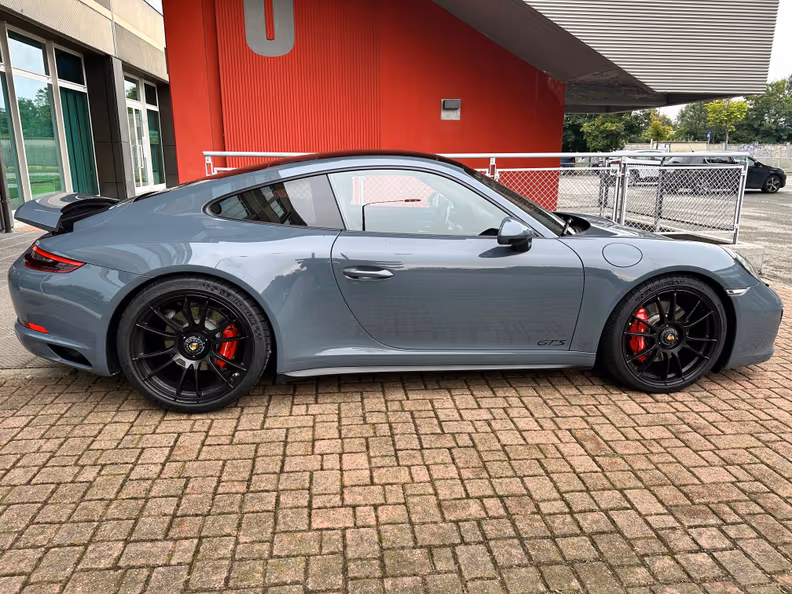 Porsche 911 - 15