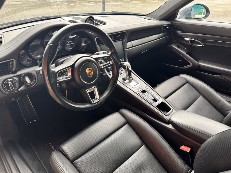 Porsche 911 - 10