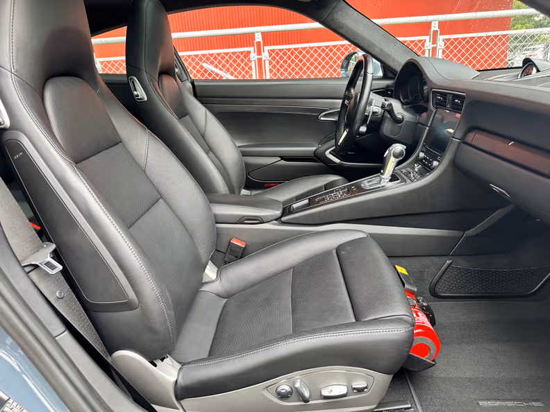 Porsche 911 - 43