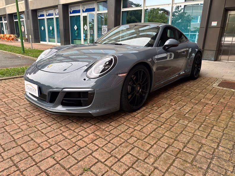 Porsche 911 - 24