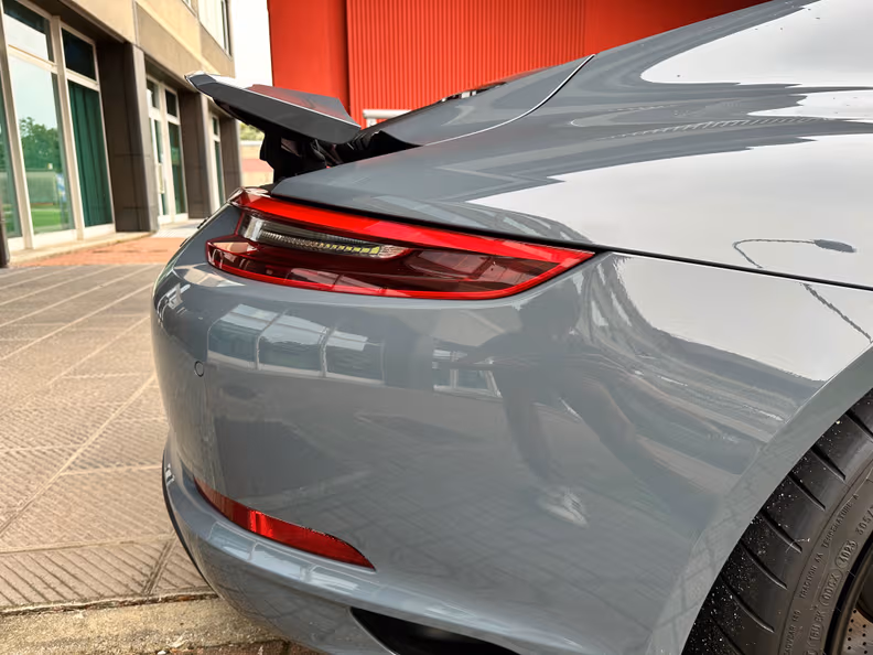 Porsche 911 - 18