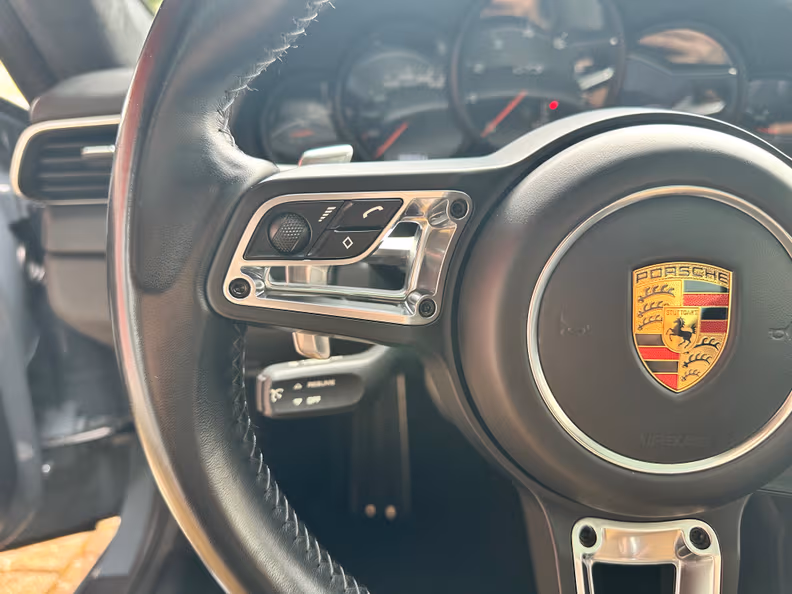 Porsche 911 - 12