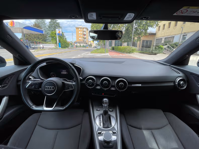 Audi TT - 12