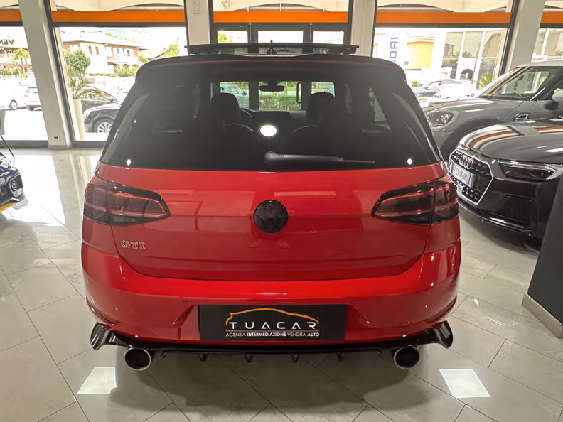Volkswagen Golf - 4