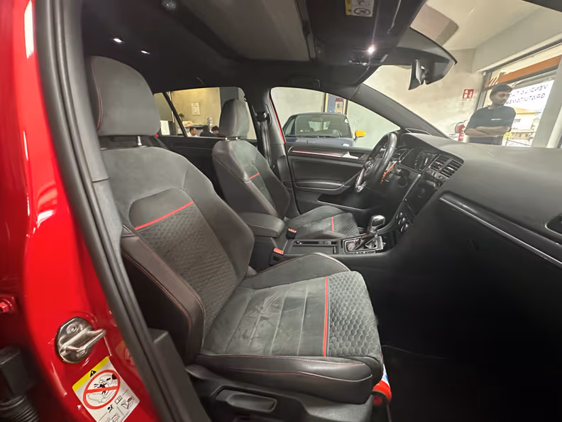Volkswagen Golf - 13