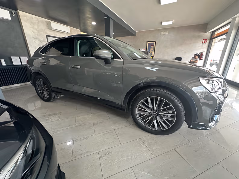 Audi Q3 - 6