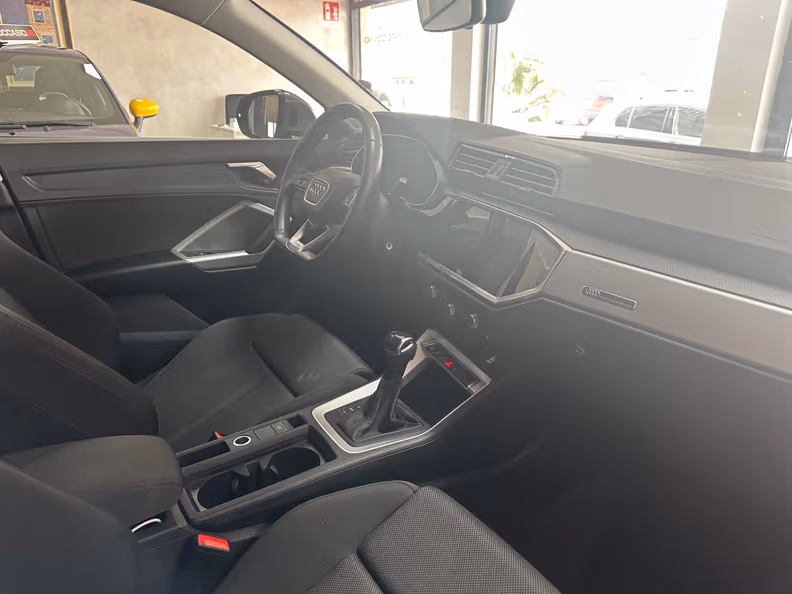 Audi Q3 - 10