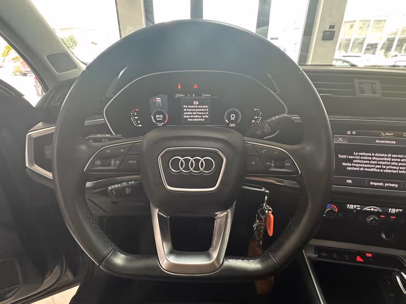 Audi Q3 - 13