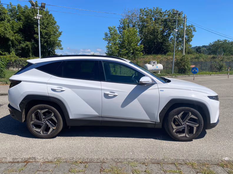 Hyundai Tucson - 8