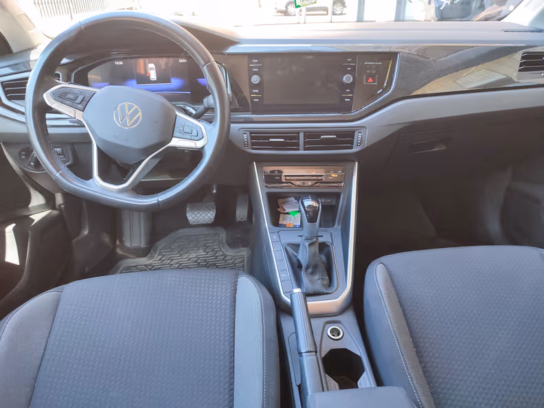 Volkswagen Polo - 10