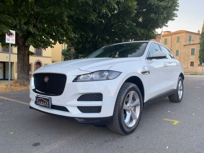 Jaguar F-Pace - 17