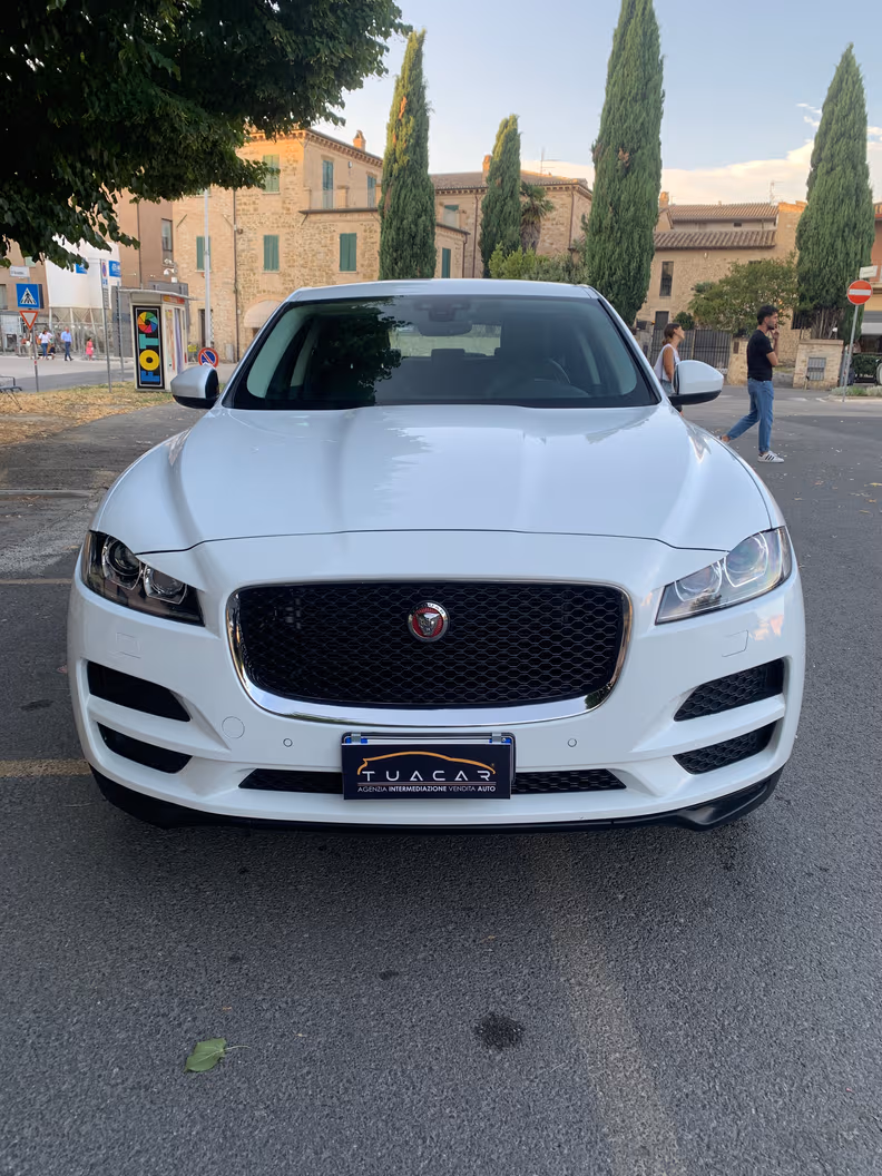 Jaguar F-Pace - 2