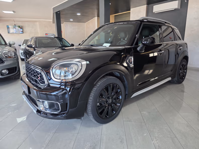 MINI Countryman - 1