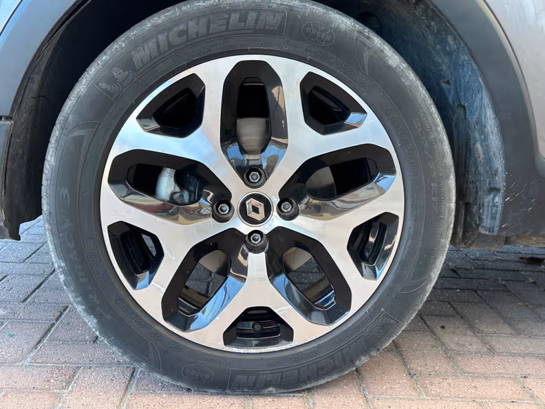 Renault Captur - 14